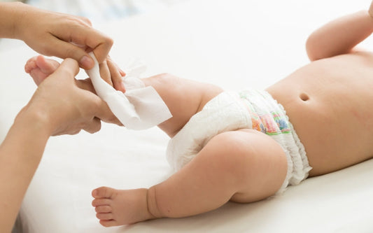 Baby Wipes for Sensitive Skin: Ingredients to Look For