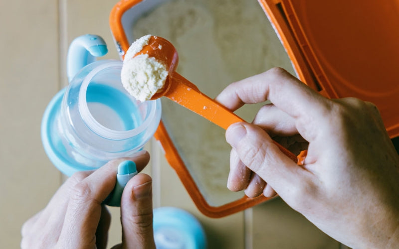 Can You Reuse Leftover Baby Formula? (Storage Tips Included)