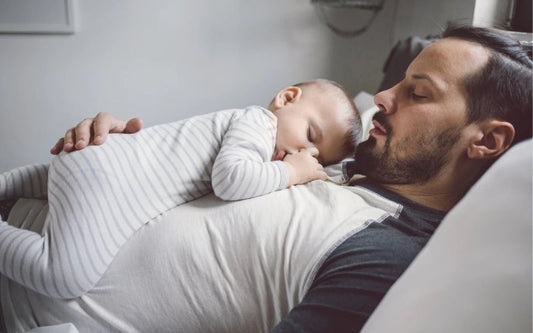 Dad’s Role in Co-Sleeping: How Both Parents Can Safely Share the Bed