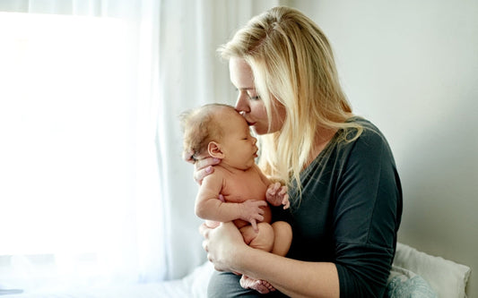 Daily Routine for Newborns: A Gentle Guide for New Moms