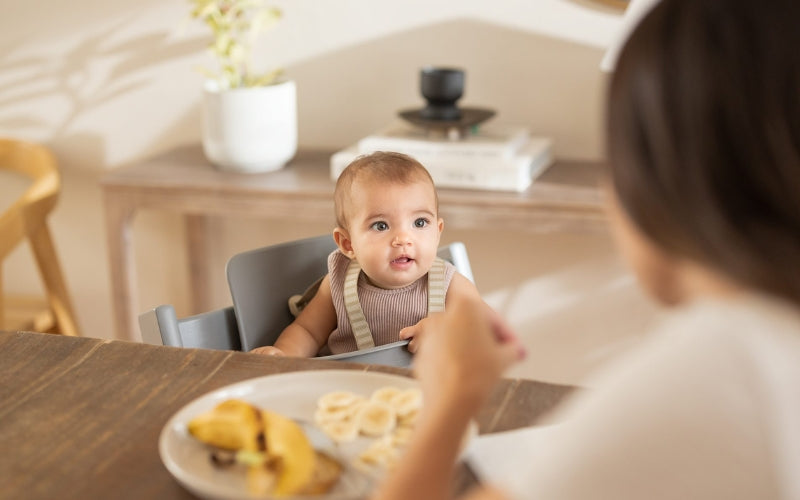 How Much Should My Baby Eat? A Month-by-Month Feeding Guide