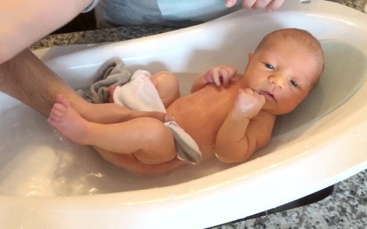 How to Bathe a Newborn: Gentle Tips Every Parent Should Know