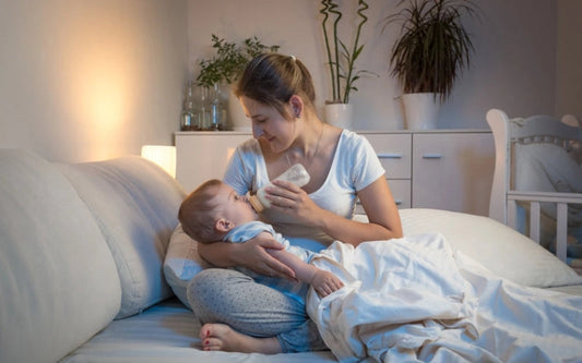 Nighttime Feeding: When & How to Wean Your Baby Off Night Feeds