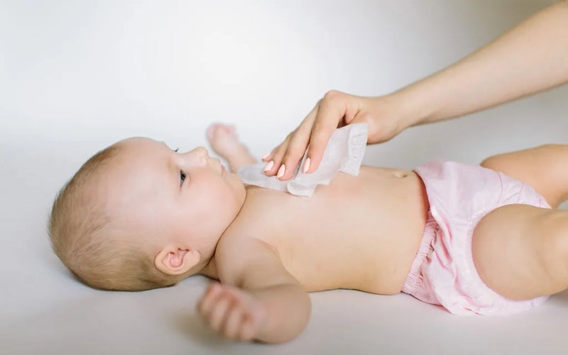 Water Wipes vs. Regular Baby Wipes: What’s the Difference?