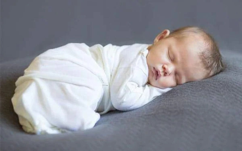 Why Swaddling Works: The Science Behind Calming Newborns