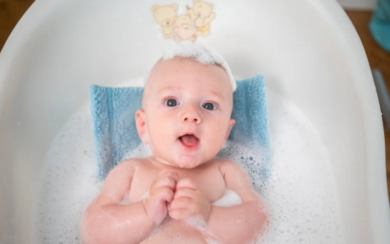 Baby Bath Time Step-by-Step Guide: Safe & Stress-Free Tips for New Parents